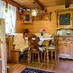 山林小屋 Huette Zum Verlieben 古尔克