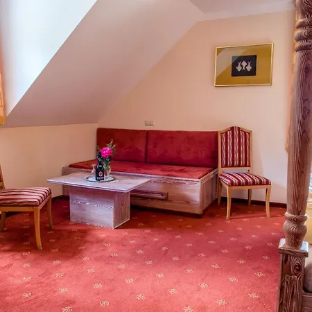 Huette Zum Verlieben אכסניה Gurk