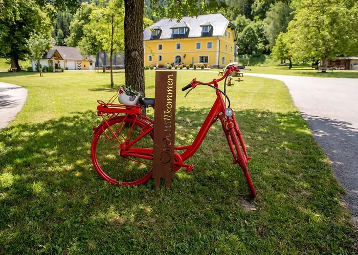 אכסניה Huette Zum Verlieben Gurk